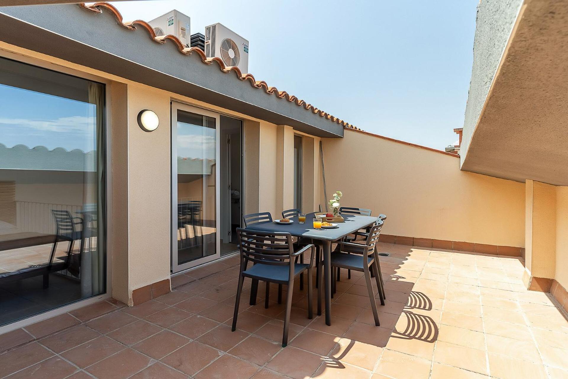 4238 - Ab Duplex Santa Coloma Iii